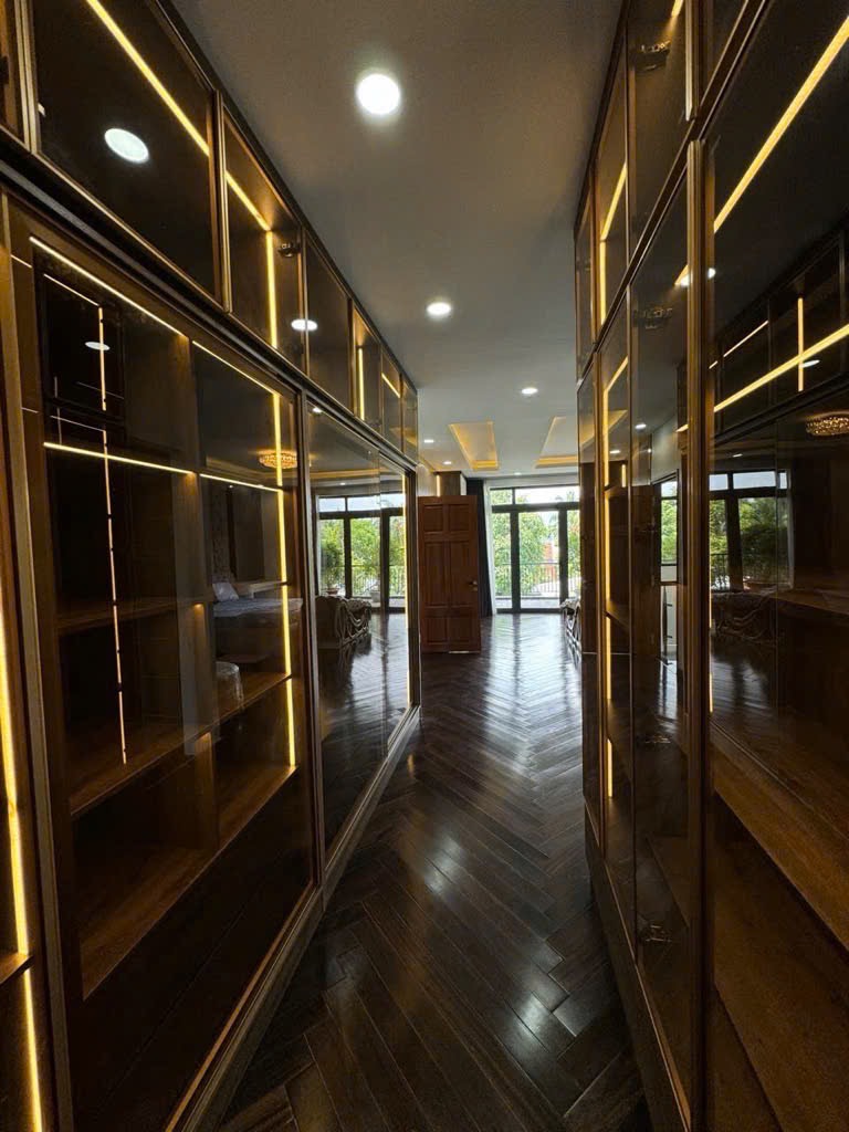 GIẢM THÊM 3.1 TỶ- SIÊU PHẨM BIỆT THỰ SÂN VƯỜN 875m² – HỒ BƠI – NỘI THẤT CAO CẤP – NGHỈ DƯỠNG CHUẨN RESORT TẠI HÓC MÔN - Ảnh 5