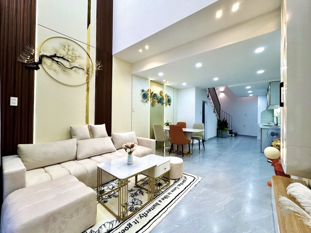 🔥 SIÊU PHẨM 05 TẦNG – MẶT TIỀN NGAY PHẠM VĂN ĐỒNG– Chuẩn đẹp 4m x 15m - 3PN Master – Sân thượng BBQ – Sổ A4 – Chỉ nhỉnh 9T🔥 - Ảnh 5