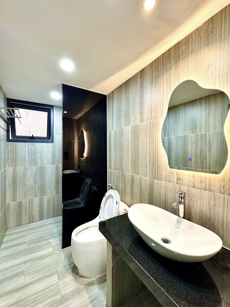 🔥 SIÊU PHẨM 05 TẦNG – MẶT TIỀN NGAY PHẠM VĂN ĐỒNG– Chuẩn đẹp 4m x 15m - 3PN Master – Sân thượng BBQ – Sổ A4 – Chỉ nhỉnh 9T🔥 - Ảnh 15