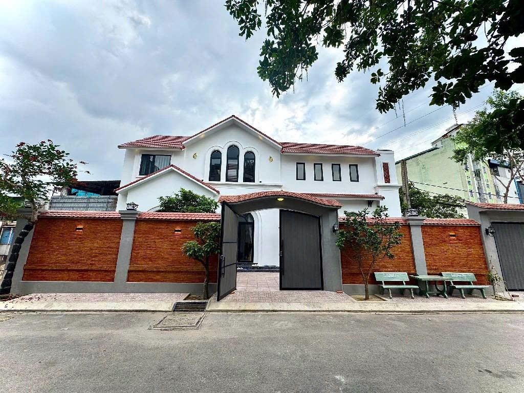 🌿GIẢM 3T CHỐT NHANH- NHÀ VƯỜN NGHỈ DƯỠNG TP THỦ ĐỨC – 2 MẶT TIỀN 67M x 9M - CHỈ CÒN 13.8T 🔆🔆🔆