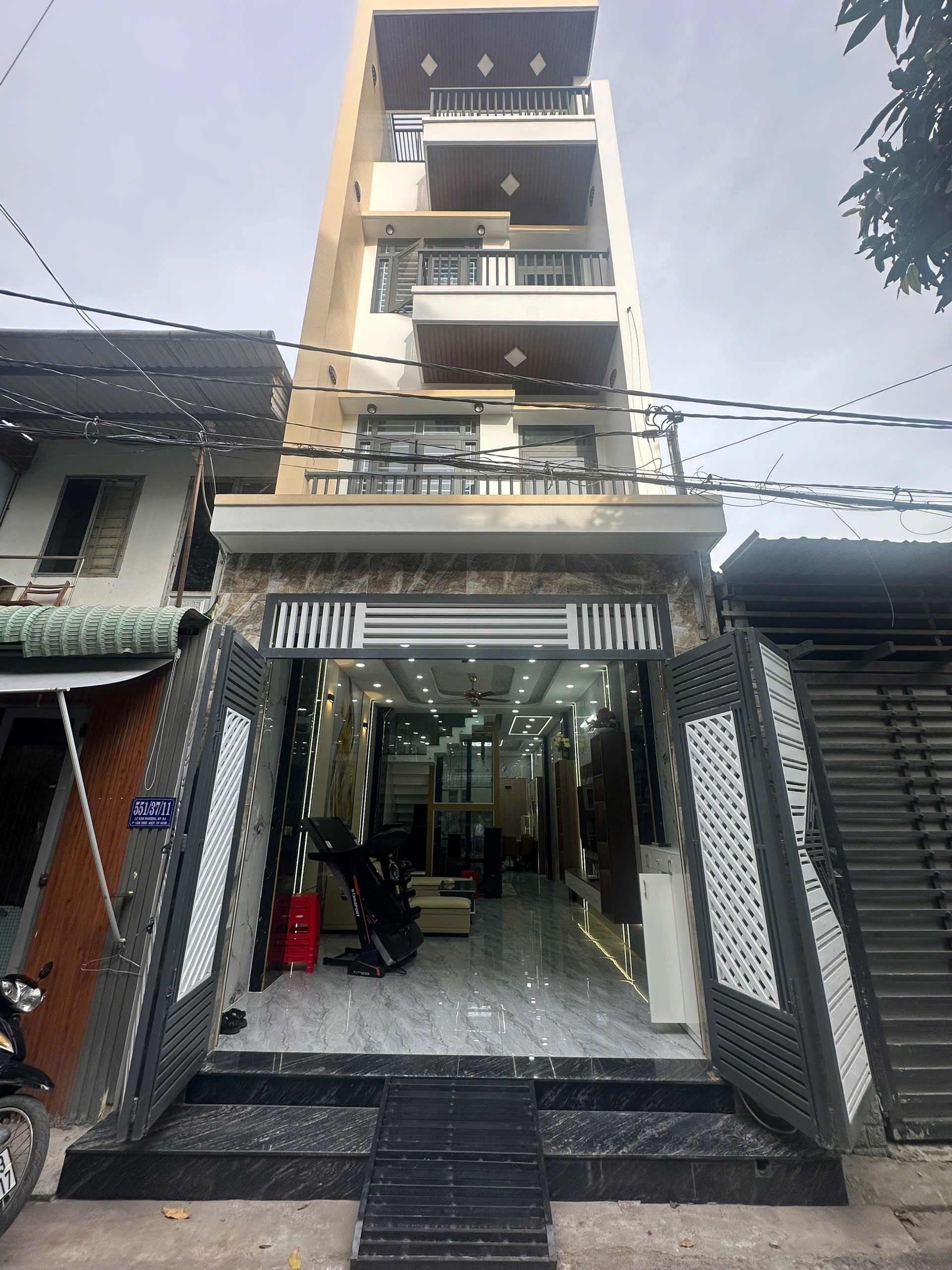 🟢 NHÀ PHỐ ĐẸP Q12 - 04 TẦNG 4mx16m - THANG MÁY - Full Nội Thất - Hẻm Oto - Chỉ 7.5T 🔆🔆🔆 - Ảnh 2