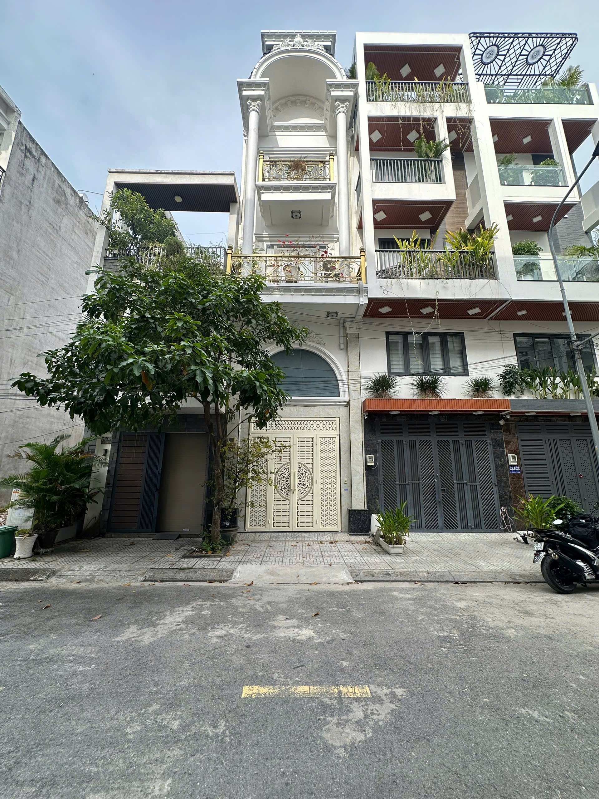 🏡 NHÀ 5 TẦNG THANG MÁY - LÊ VĂN KHƯƠNG Q12 – 4Mx15M - ĐƯỜNG NHỰA 12M – FULL NỘI THẤT – 6.99T - Ảnh 2