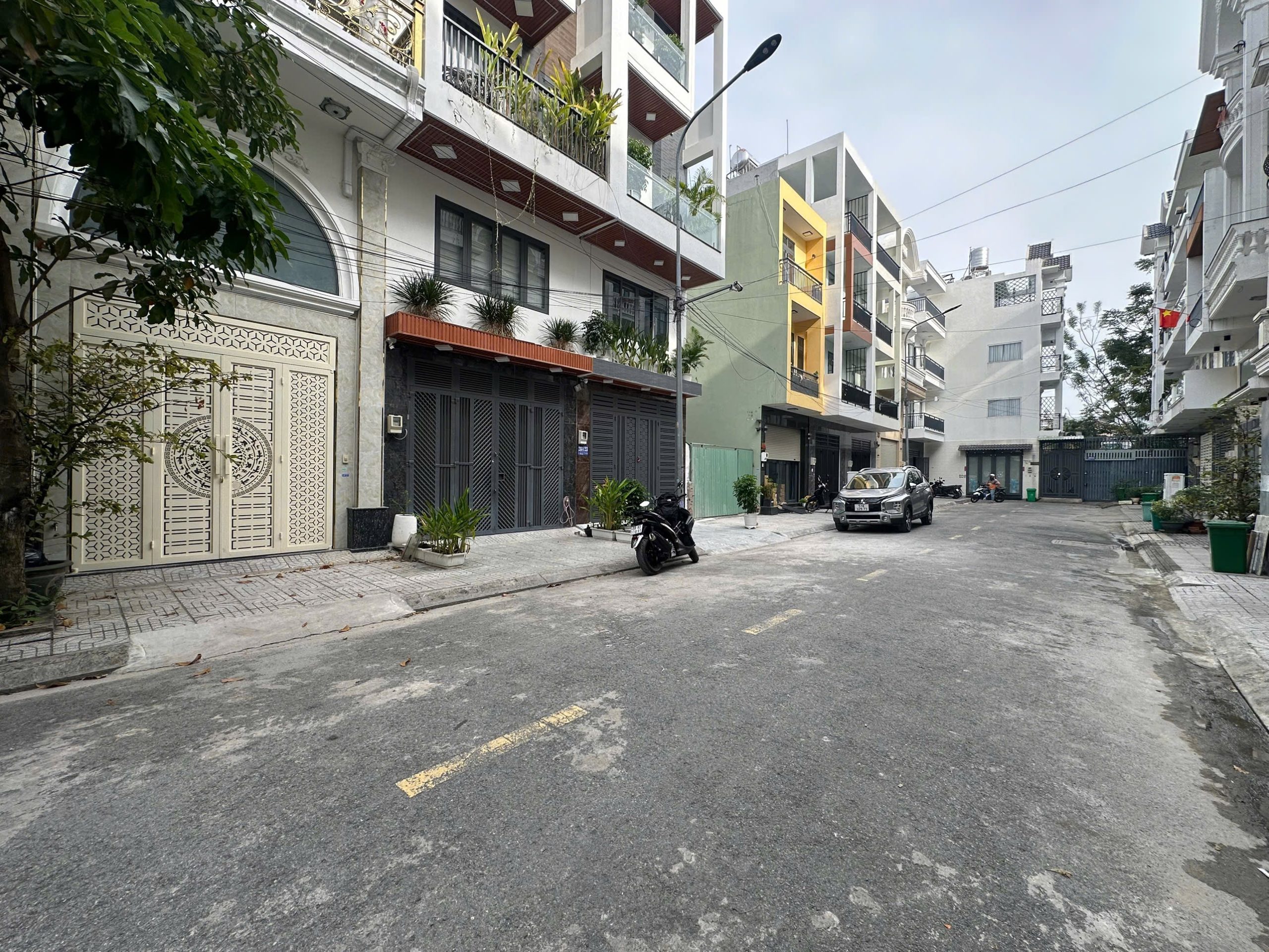 🏡 NHÀ 5 TẦNG THANG MÁY - LÊ VĂN KHƯƠNG Q12 – 4Mx15M - ĐƯỜNG NHỰA 12M – FULL NỘI THẤT – 6.99T - Ảnh 3