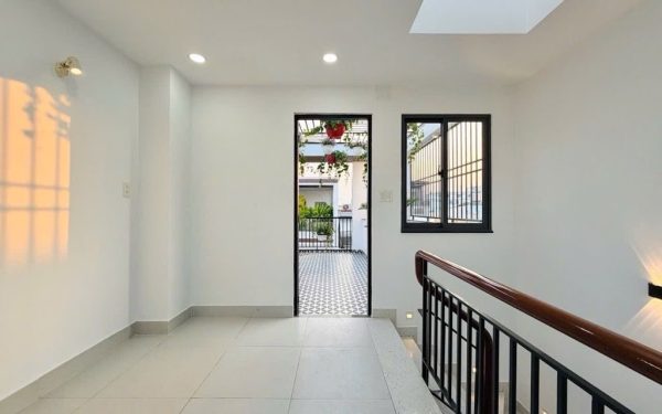 Alternative view of 🏡 NHÀ ĐẸP 05 TẦNG - 4.1m x 12.1m - HẺM XE HƠI – NGUYỄN VĂN KHỐI GV - CHỈ 8.58 T(TL)🌼🌼🌼