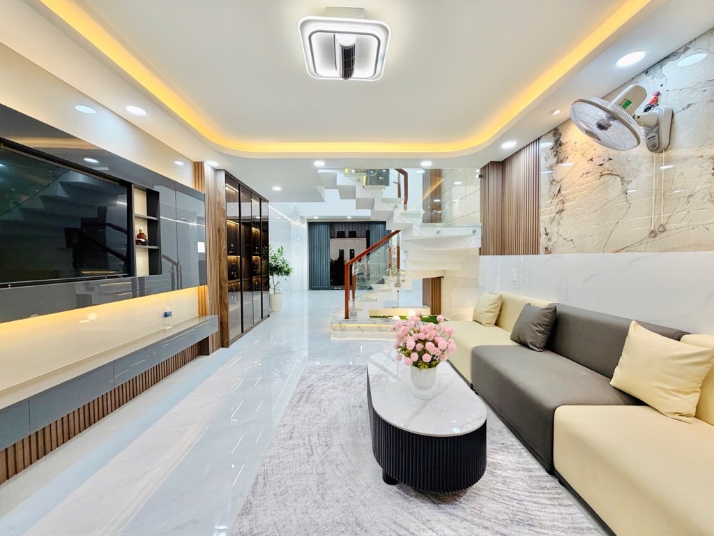 🟢 CHỦ GẤP BÁN GIẢM 300 TR- NHÀ MỚI GV 4 TẦNG - 4Mx 13M - XE HƠI 7 CHỖ NGỦ NHÀ- CHỈ 7.65 T🌼🌼🌼 - Ảnh 4