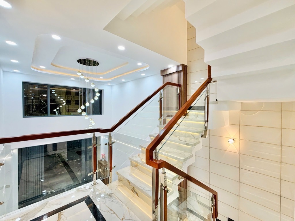 🟢 CHỦ GẤP BÁN GIẢM 300 TR- NHÀ MỚI GV 4 TẦNG - 4Mx 13M - XE HƠI 7 CHỖ NGỦ NHÀ- CHỈ 7.65 T🌼🌼🌼 - Ảnh 5