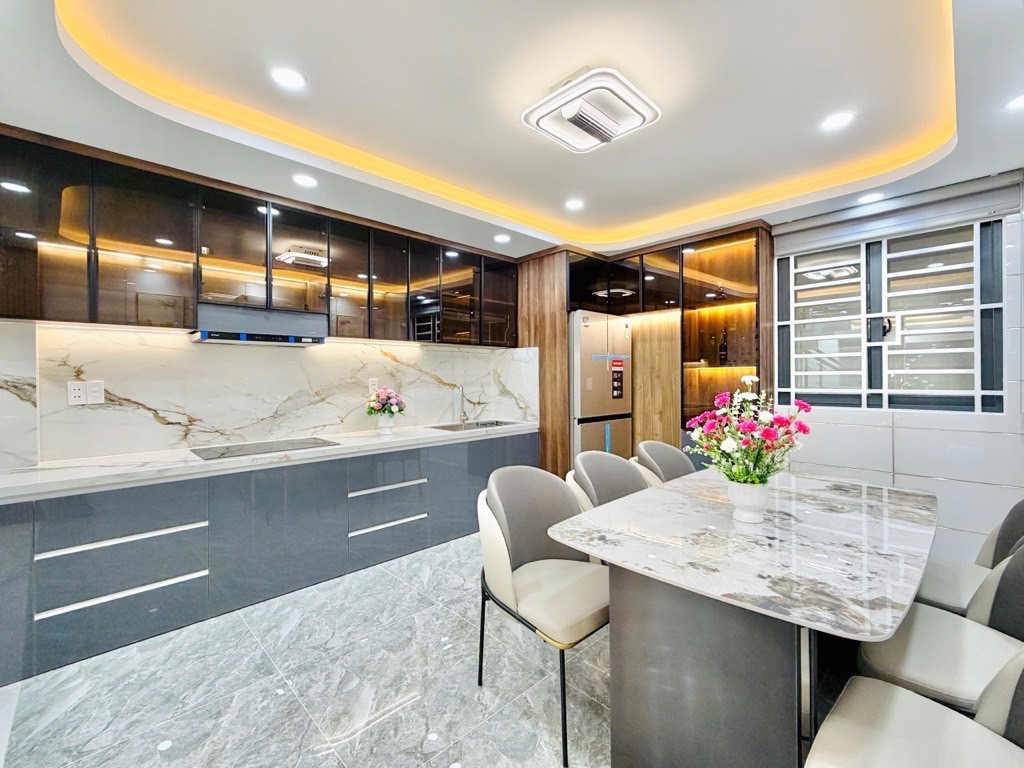 🟢 CHỦ GẤP BÁN GIẢM 300 TR- NHÀ MỚI GV 4 TẦNG - 4Mx 13M - XE HƠI 7 CHỖ NGỦ NHÀ- CHỈ 7.65 T🌼🌼🌼 - Ảnh 6