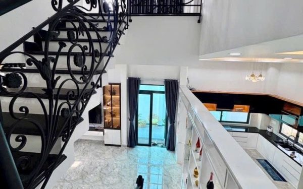 Alternative view of 🟢 CHÍNH CHỦ BÁN BIỆT THỰ HIỆN ĐẠI – HÓC MÔN - 10.1M x 17M - FULL NỘI THẤT- CHỈ 7.5T ( TL)