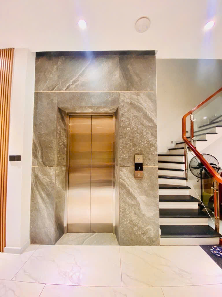 🌟 NHÀ ĐẸP TÂN BÌNH NGANG 5M – CÓ THANG MÁY – XE HƠI NGỦ TRONG NHÀ - GIÁ BÁN NHỈNH 18T🌟